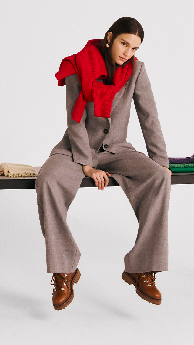 Peak lapel blazer